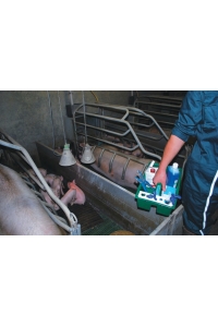 Obrázok pre Přenosný box na veterinární a hygyenické potřeby La GÉE s držákem na injekční stříkačky