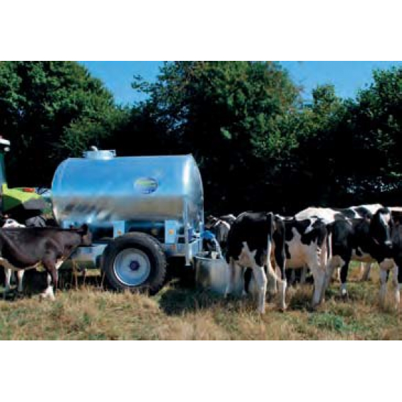 Obrázok pre Cisterna na vodu za traktor Pasdelou 890 l zinkovaná pro provoz na farmě