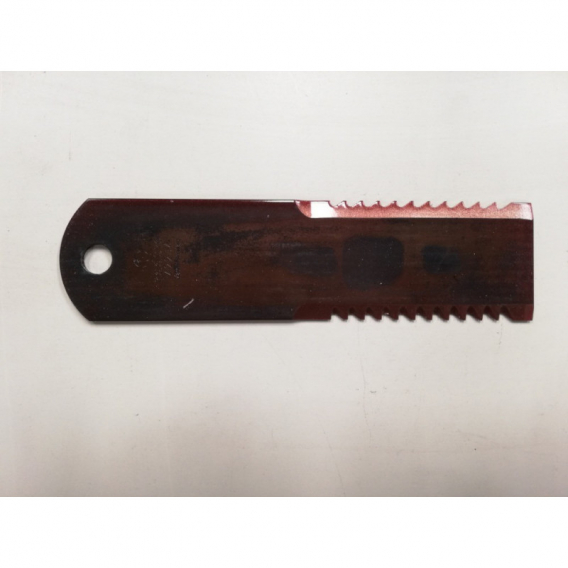 Obrázok pre H142141/Z35241 Nůž do drtiče slámy 2x ozubený RASSPE 50 x 3 x 195 na kombajn John Deere